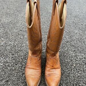 Tan Cowgirl Boots size 8